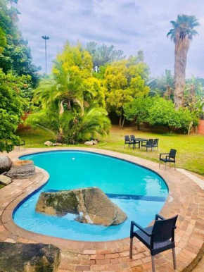 ALBATROSSWAYS LODGE